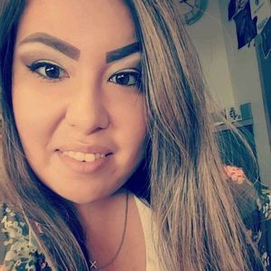 Meet your Posher, Crystal tana